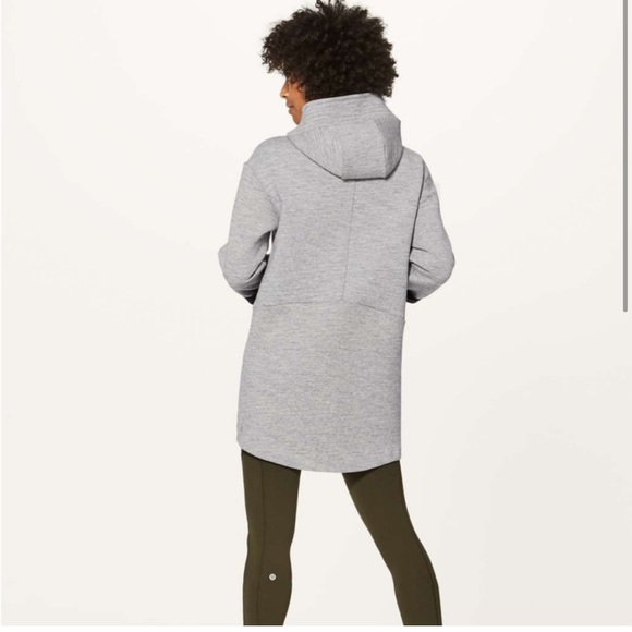 Lululemon New Form Coat - Space Grey size 2 - Picture 2 of 8